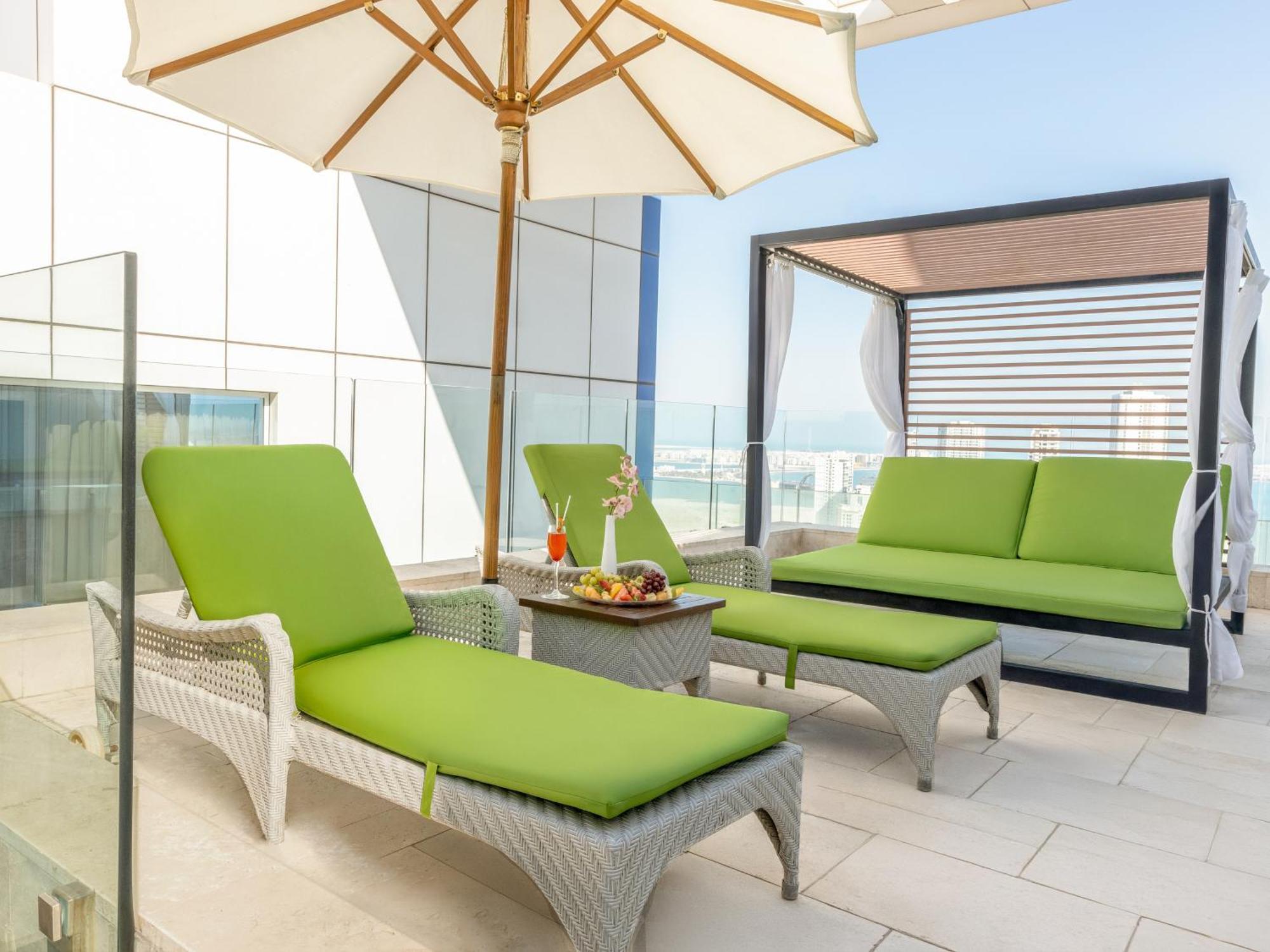 Swiss-Belsuites Admiral Juffair Manama Exterior photo